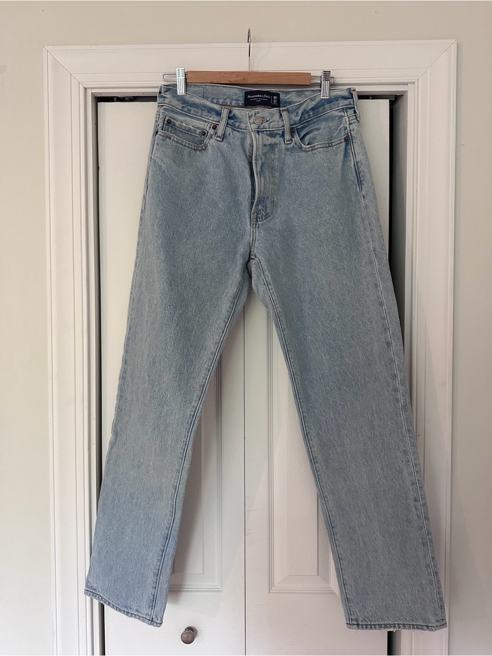 Men’s Abercrombie & Fitch Light Blue Straight Jeans